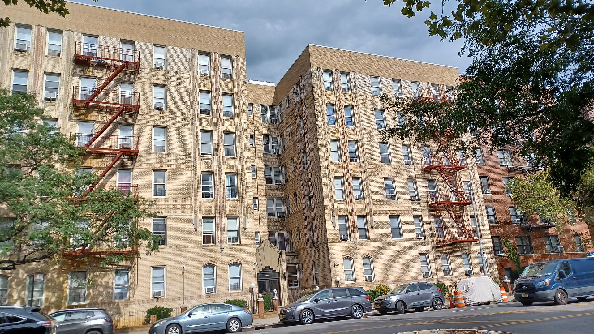 Airbnb em Nova York em 2026: O Que Sobrou Depois da Local Law 18