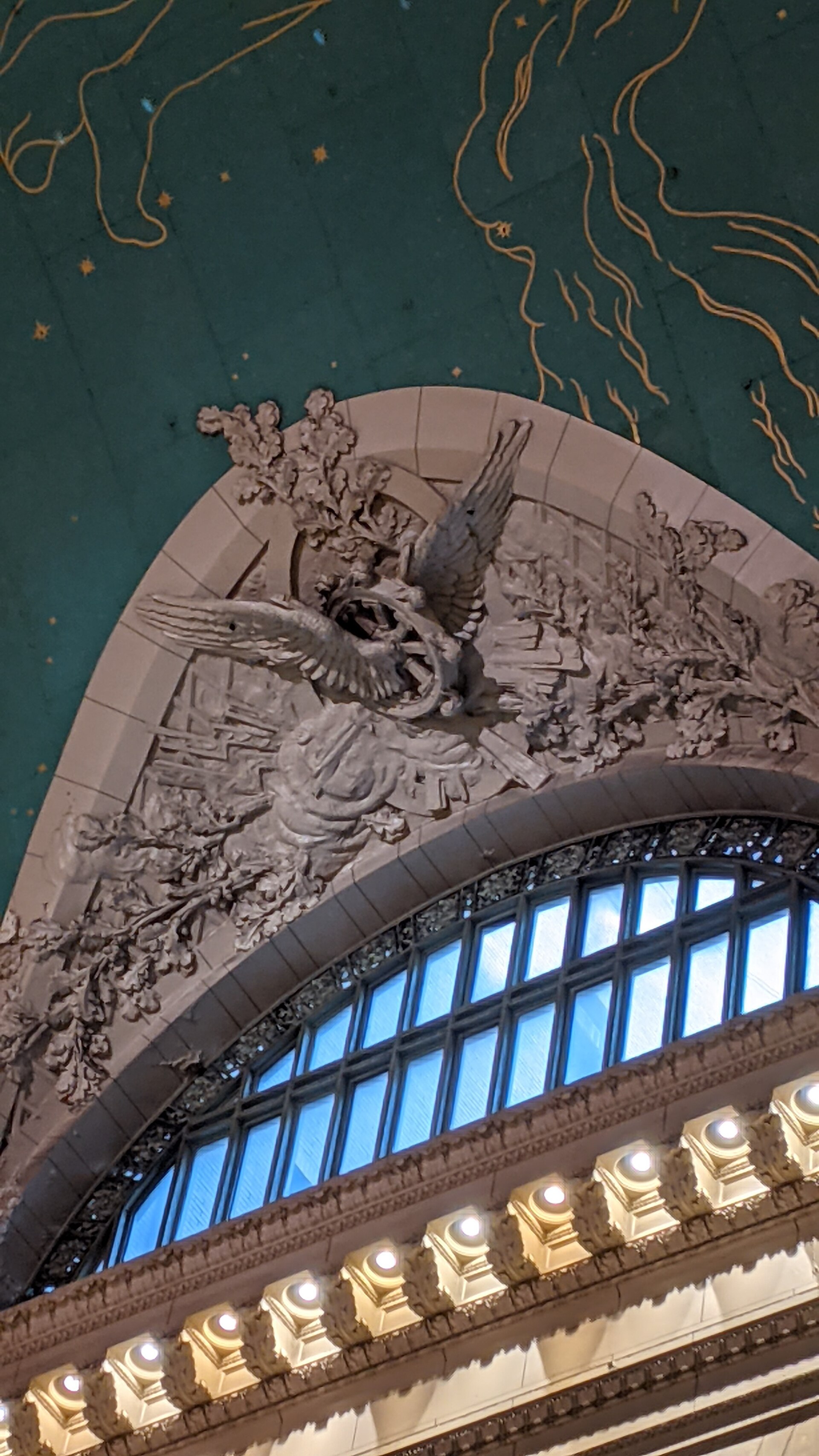 O Que Está Embaixo do Grand Central Terminal? Os Segredos Subterrâneos de NY